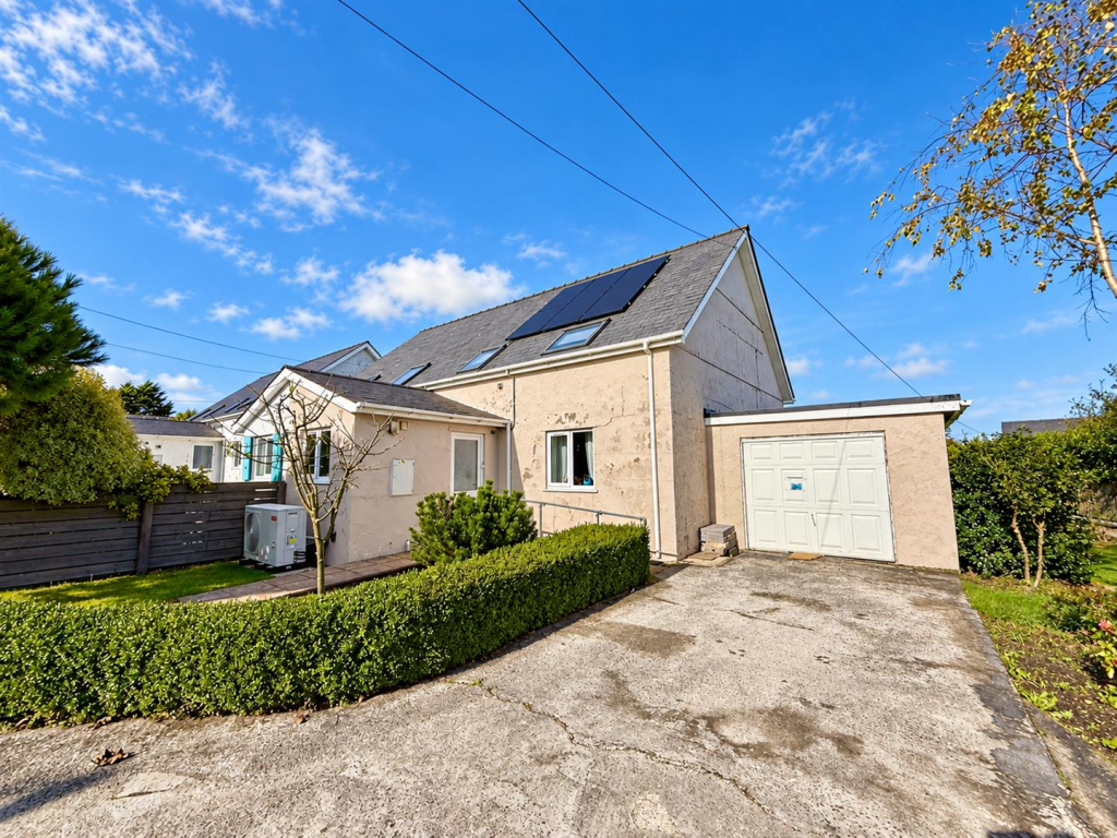 Main image of property: Cae Arfryn, Mynytho