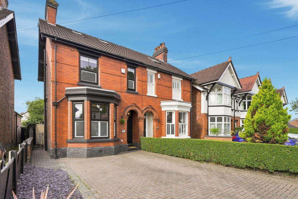 Main image of property: Bradwall Road, Sandbach, CW11 1GN