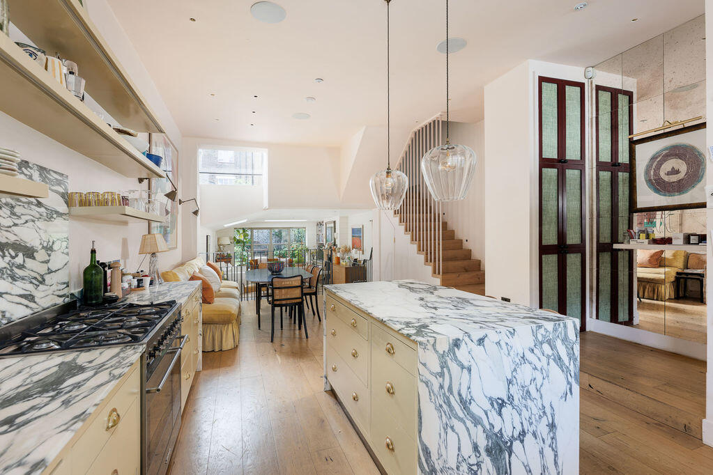 Main image of property: Oaklands Grove W12
