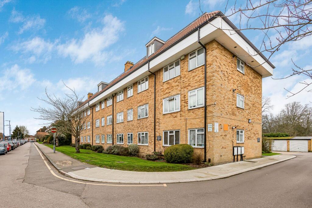 Main image of property: Parkside High Street, Potters Bar, EN6