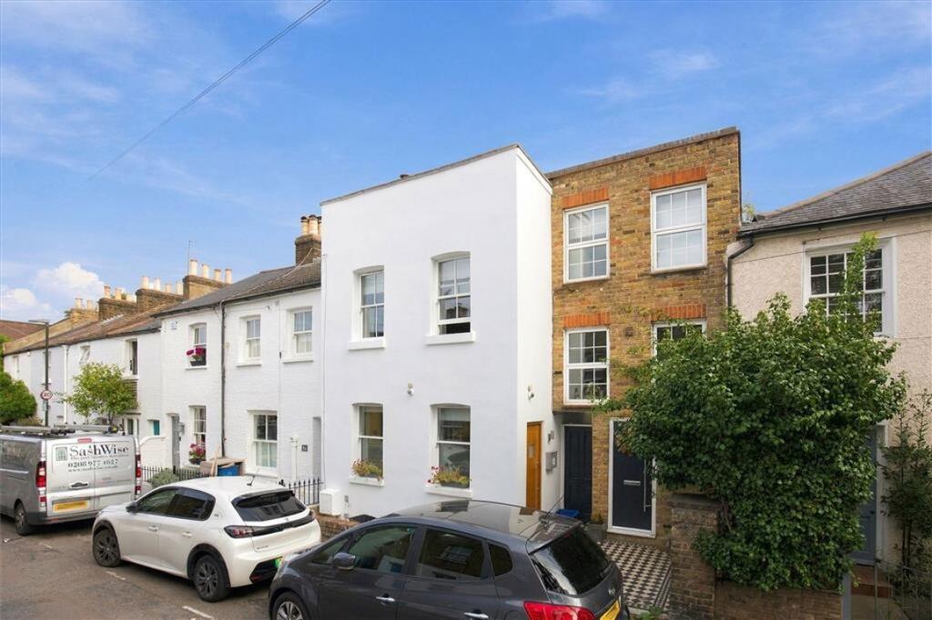 Main image of property: Queens Road, East Sheen