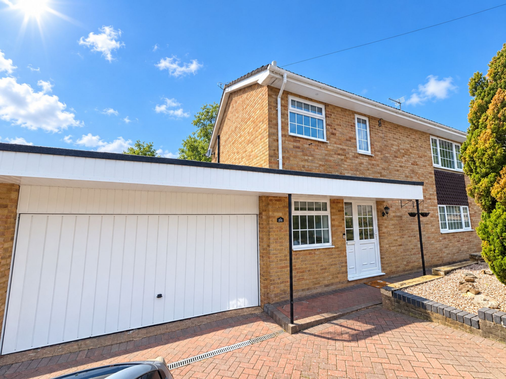 Main image of property: Balmoral Avenue, Banbury, OX16