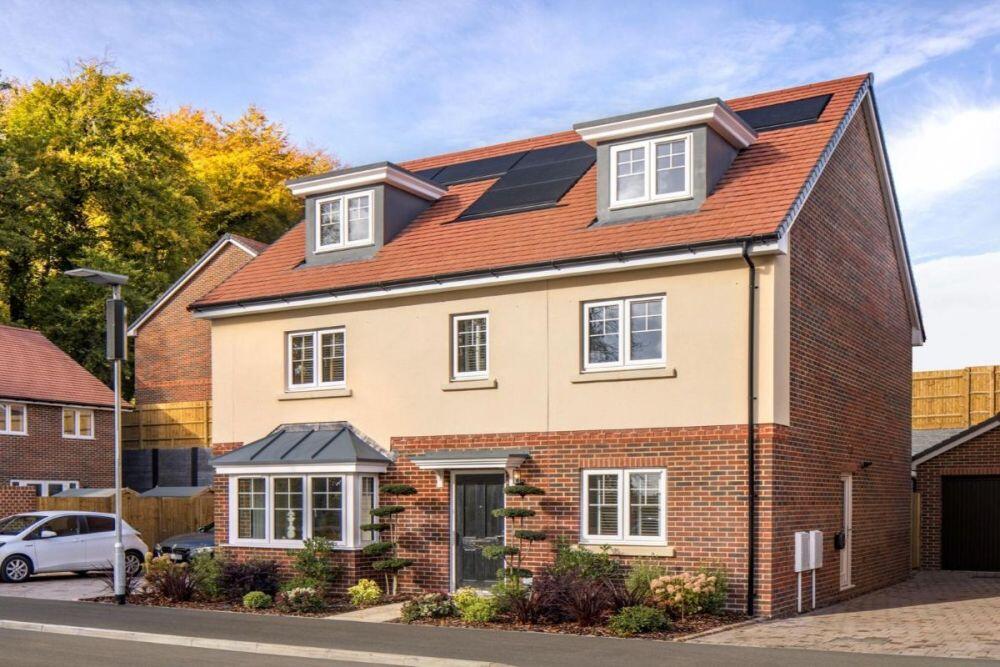 Main image of property: Chawton Park Road, Alton, 
Hampshire, 
GU34 1GU