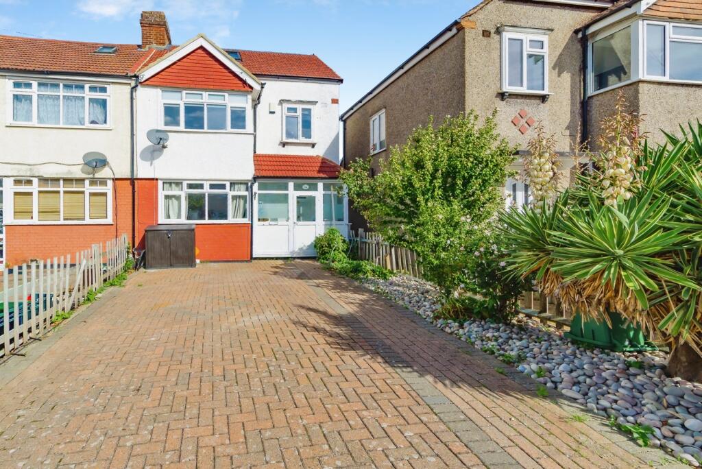 Main image of property: Brockenhurst Way, LONDON, London, SW16