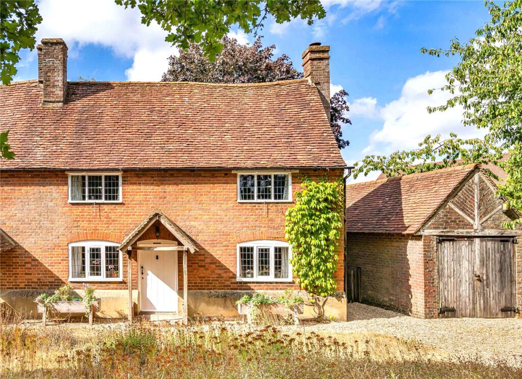 Main image of property: Weevil Cottage, RG8 0PG