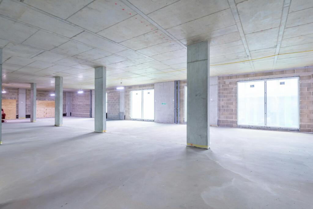 04249_Hilldene_Ave_RM3.jpg