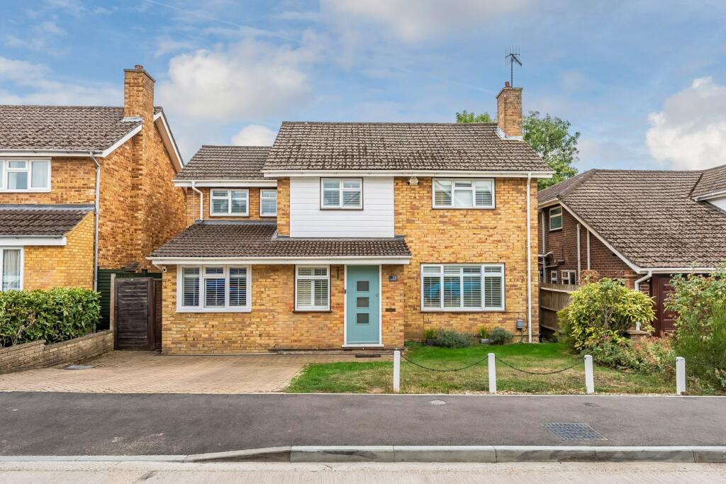 Main image of property: Great Oaks Park, Guildford, Surrey, GU4