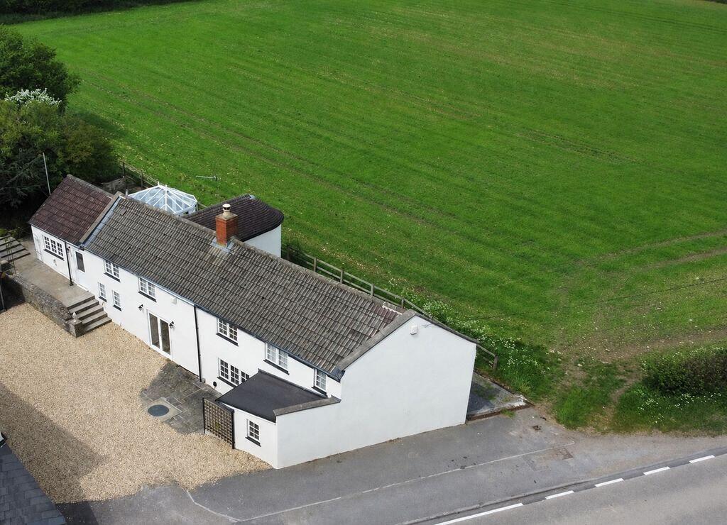 Main image of property: Pennsylvania, Chippenham, SN14
