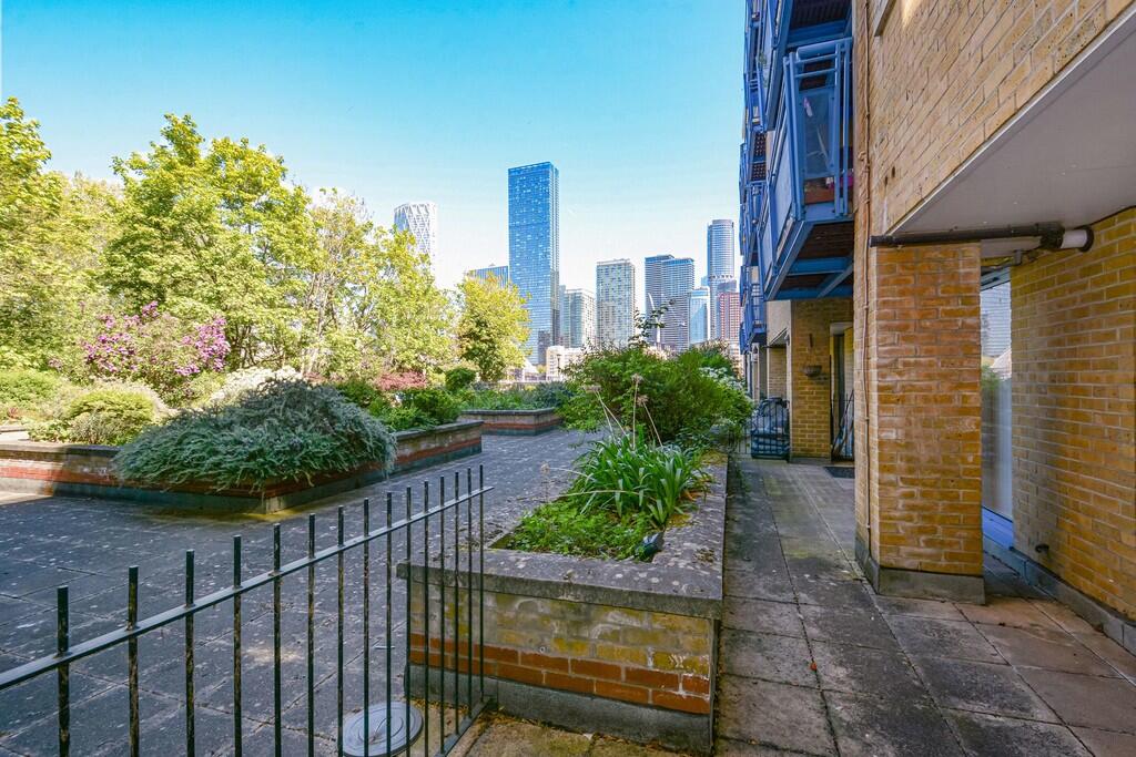 Main image of property: Somerville Point, London, SE16