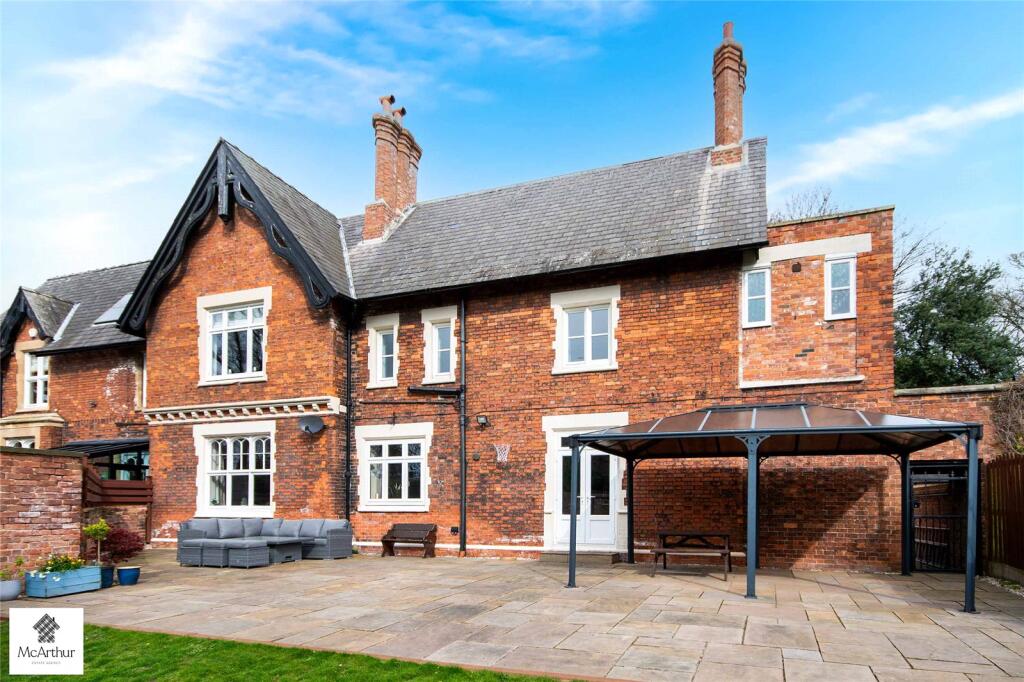 Main image of property: Plumtree Houses, Plumtree, Harworth, Doncaster, DN11