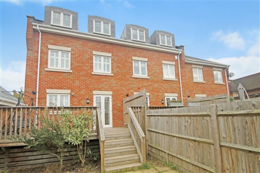 Main image of property: 16 Oldfield Road
