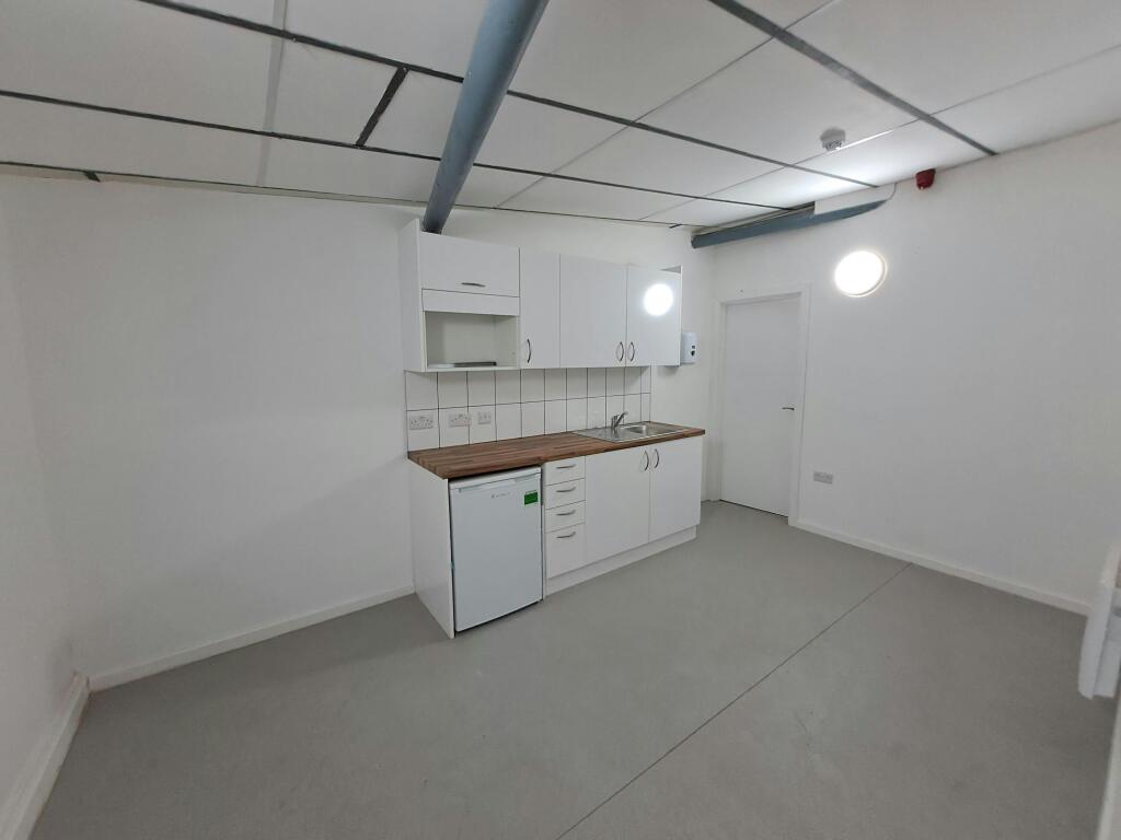 3 Executive Park Kitchenette
