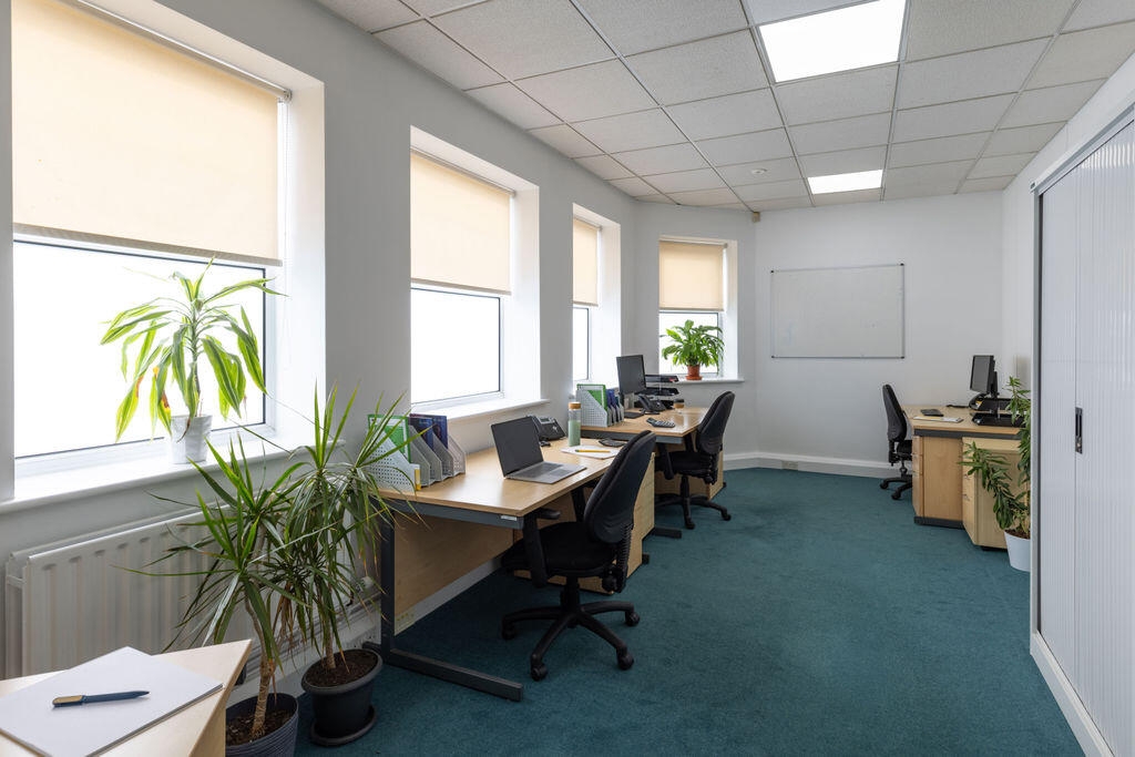 5/6 Person Ground Floor Office To Rent In Hitchin