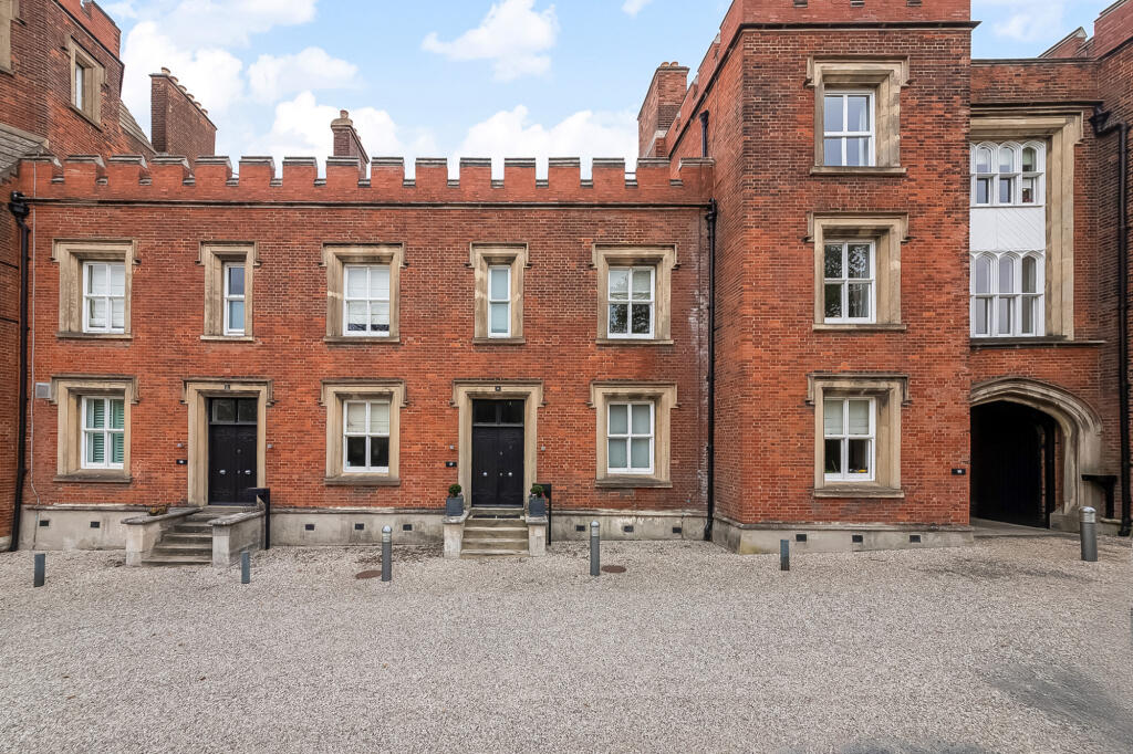 Main image of property: Langhorne Street, London, SE18