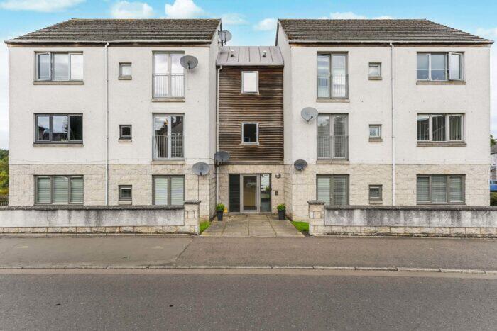 Main image of property: 13C St. Margarets Well, Dunfermline, KY12 0HZ