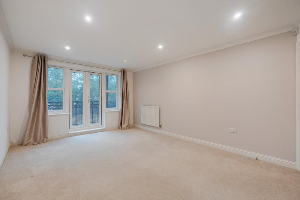 Main image of property: Beckenham Grove, Bromley, BR2