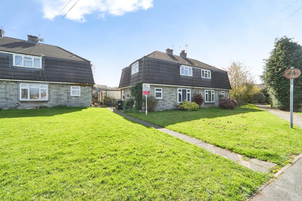 Main image of property: Raywood Close, Yeadon, Leeds