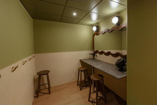 Monocle - Female Gym Changing Rooms