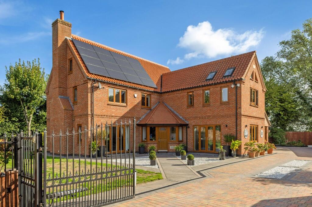 Main image of property: Glebe House, Church Yard, Newton-on-Trent, Lincoln, LN1