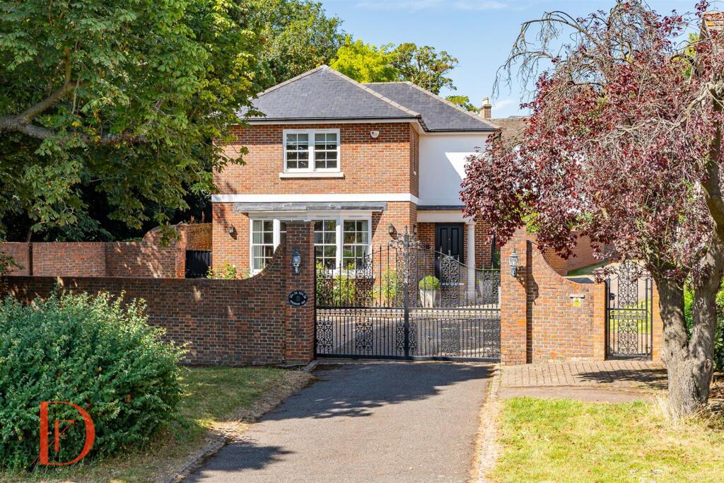Main image of property: Meadow Way, Chigwell
