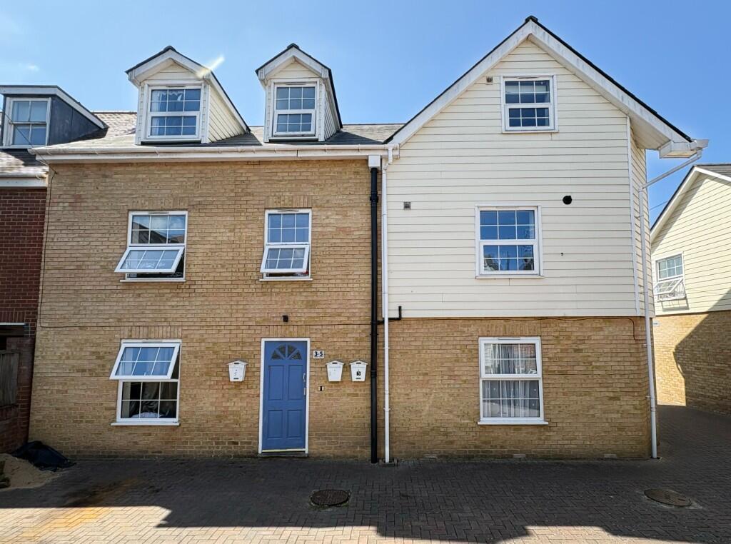 Main image of property: 4 Gilbert Court, Fairview Road, Sittingbourne, Kent, ME10 4FB