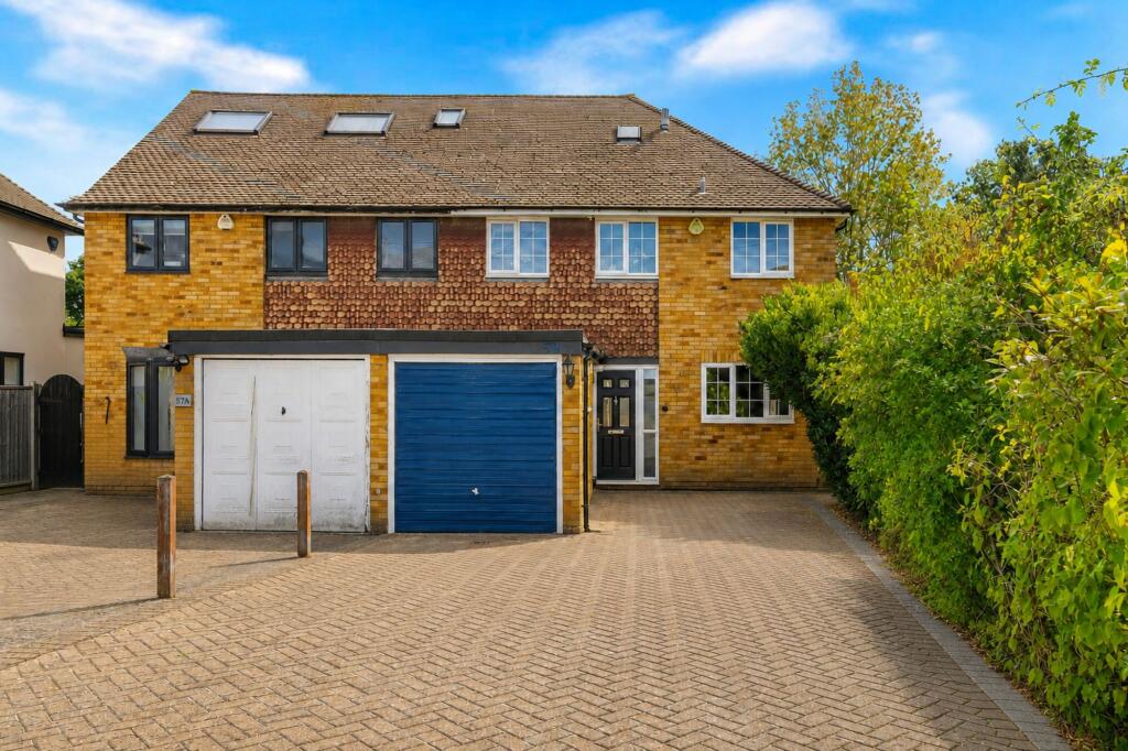 Main image of property: Theydon Park Road, Theydon Bois, CM16