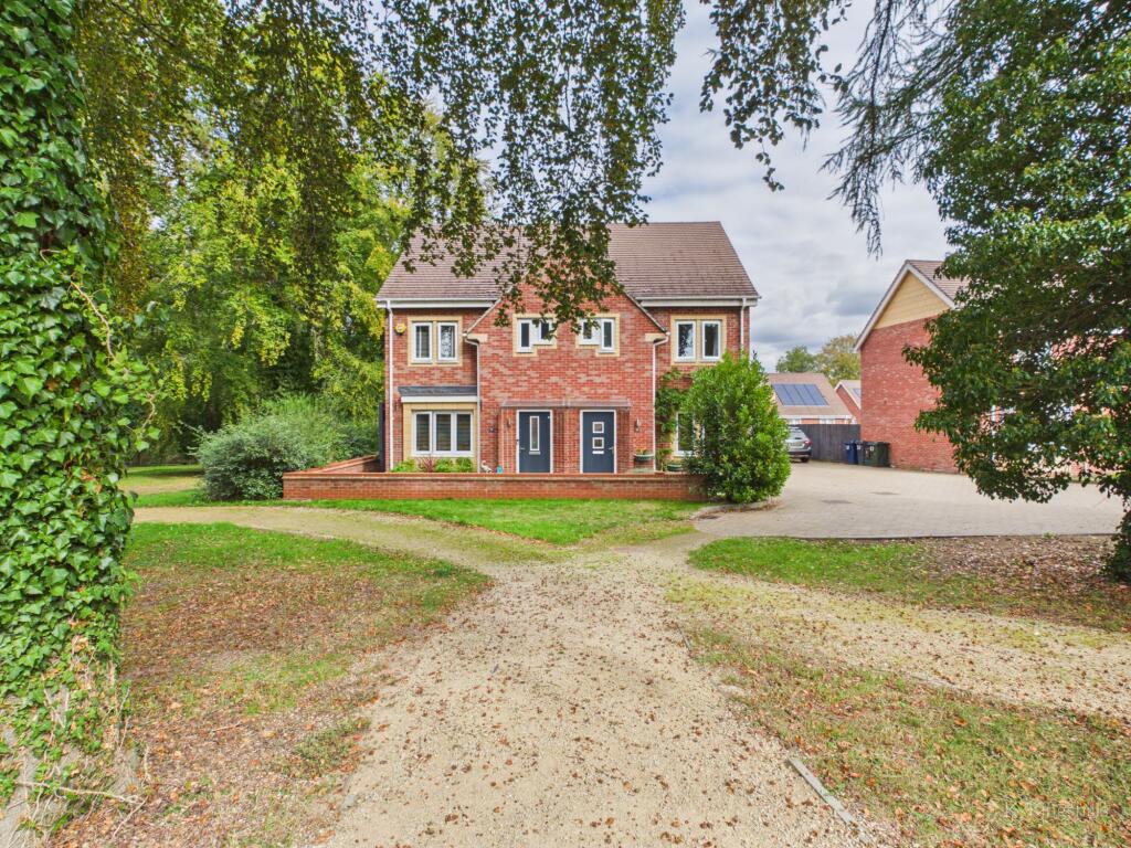 Main image of property: Trinity Circle, High Wycombe, Buckinghamshire