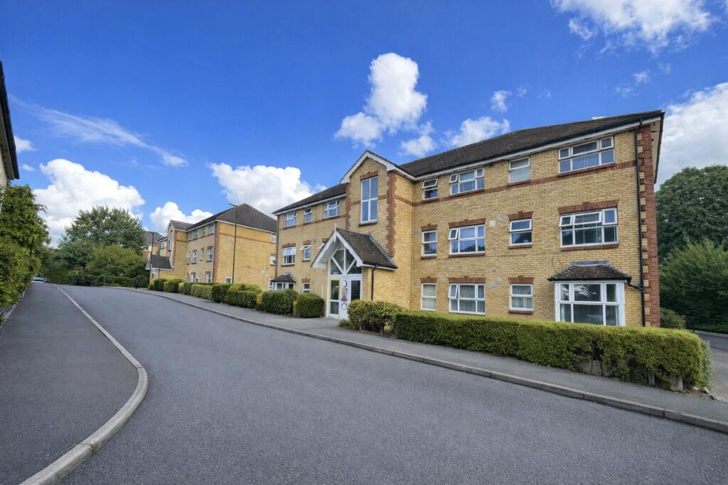 Main image of property: Taylor Close, Hounslow, Greater Lonon, TW3