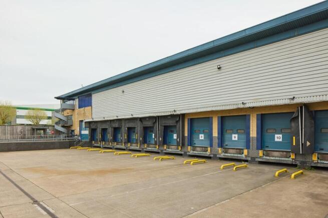 240412_Prologis_PrakRoyalDC1_0220.jpg