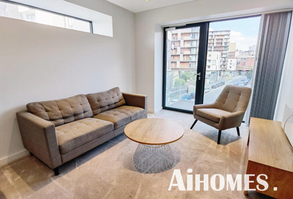 Main image of property: BF74825A, 54 Bury Street,Salford,