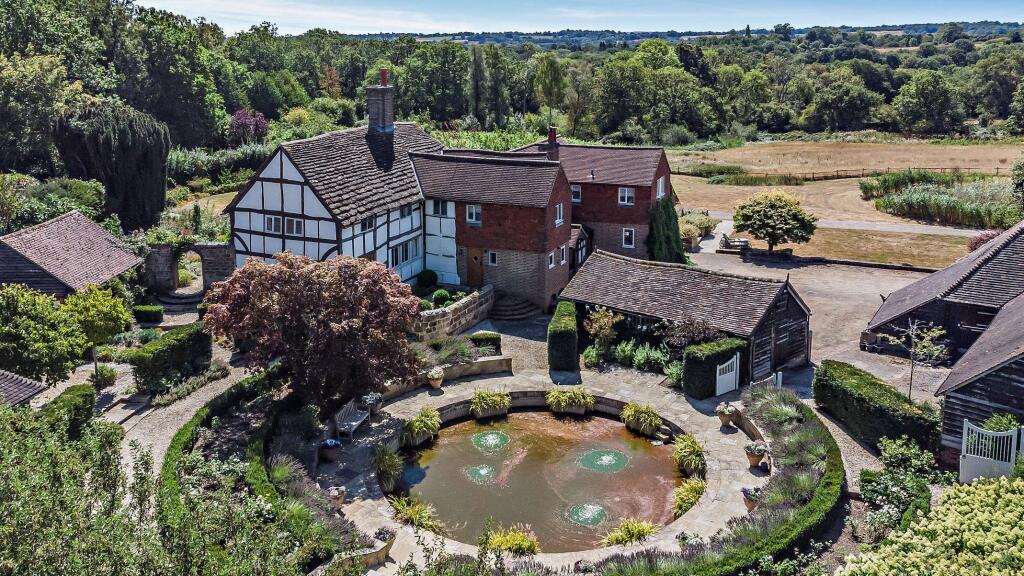 Main image of property: Tanyard Lane, Staplefield, Haywards Heath, West Sussex
