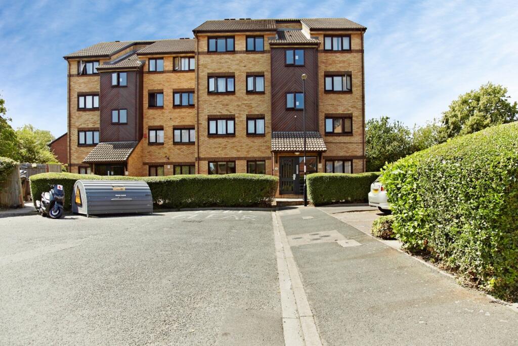 Main image of property: Hardcastle Close, Croydon, CR0