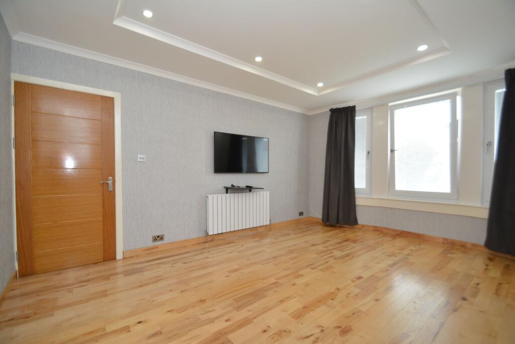 Main image of property: 81 Kestrel Road, Glasgow, G13 3QS