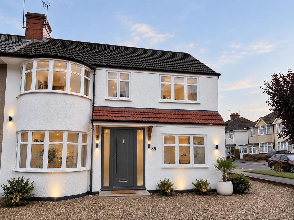 Main image of property: Saxville Road, Orpington, Kent, BR5 3AN