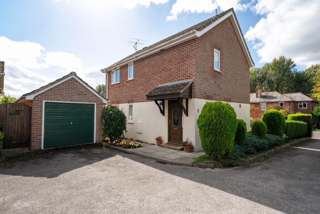 Main image of property: Hides Close, Winchester Road, Whitchurch, RG28 7HW