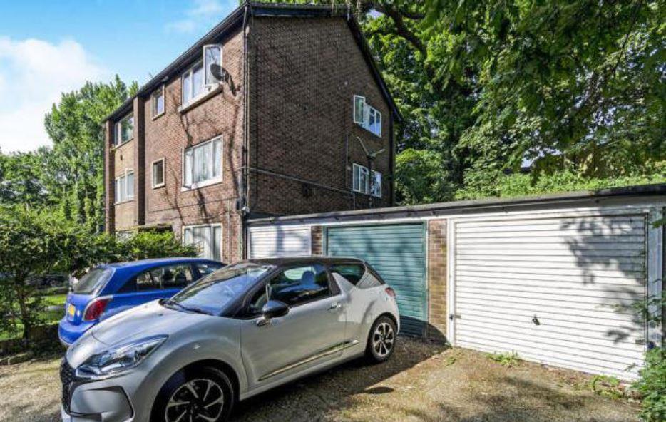 Main image of property: Wrights Hill, SOUTHAMPTON
