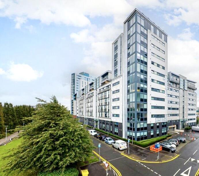 Main image of property: Castlebank Place, G11
