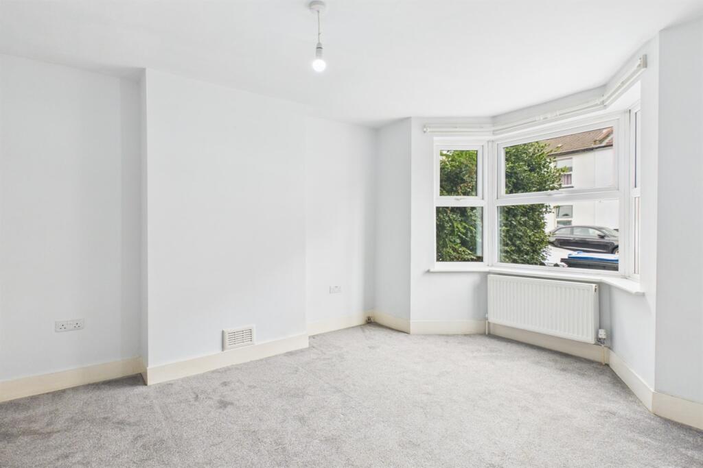 Main image of property: Sanderstead Road, South Croydon, CR2