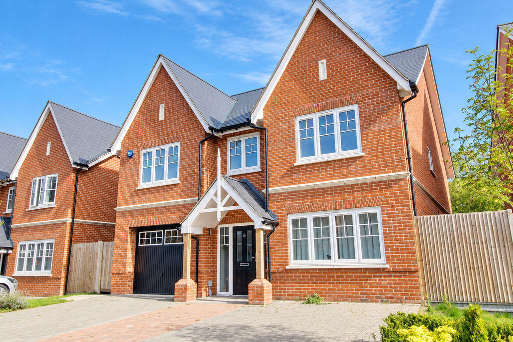 Main image of property: Cuffley Hill, Goffs Oak