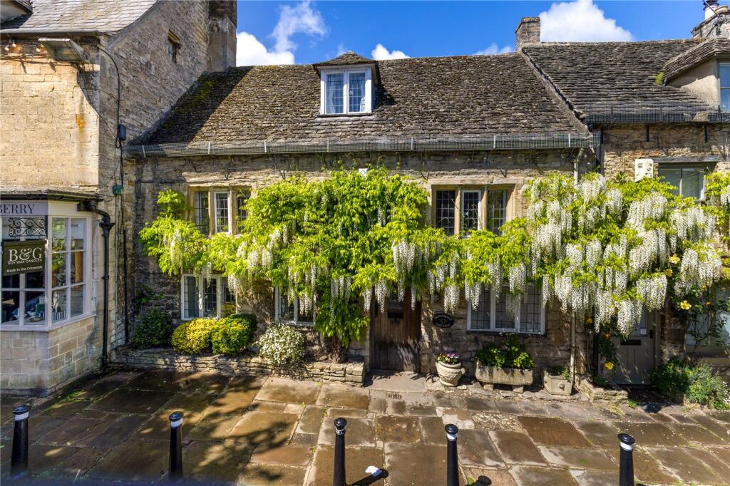 Main image of property: Lower High Street, Burford, Oxfordshire, OX18