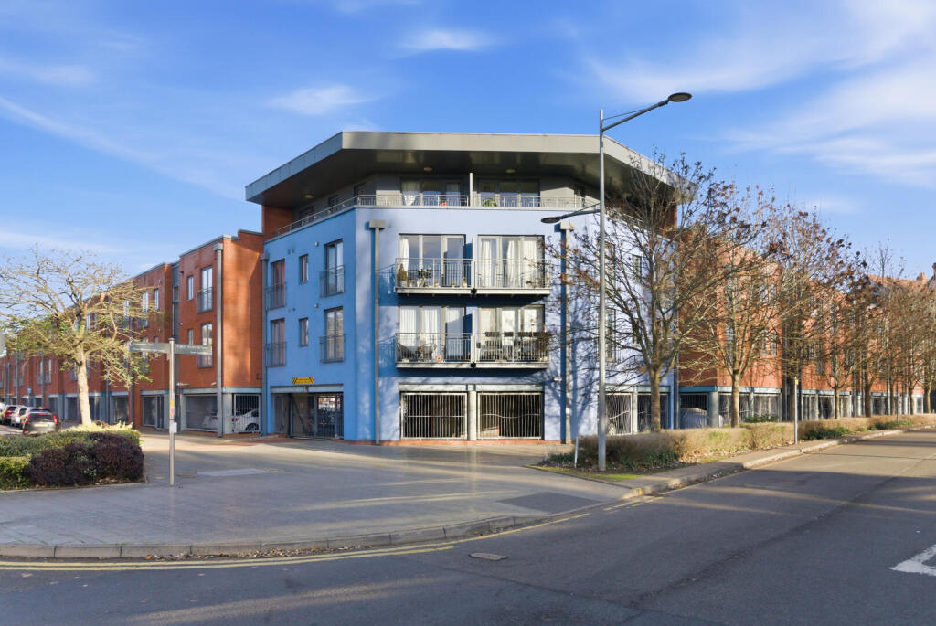 Main image of property: Medina House, Diglis Dock Road, Worcester, Worcestershire WR5