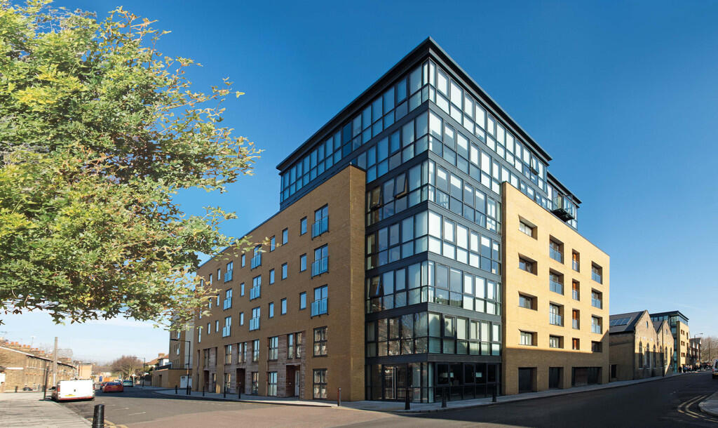 Main image of property: Forge Square, London, E14