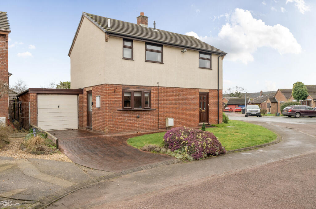 Main image of property: Maes Y Granllyn, Guilsfield, Welshpool, Powys, SY21