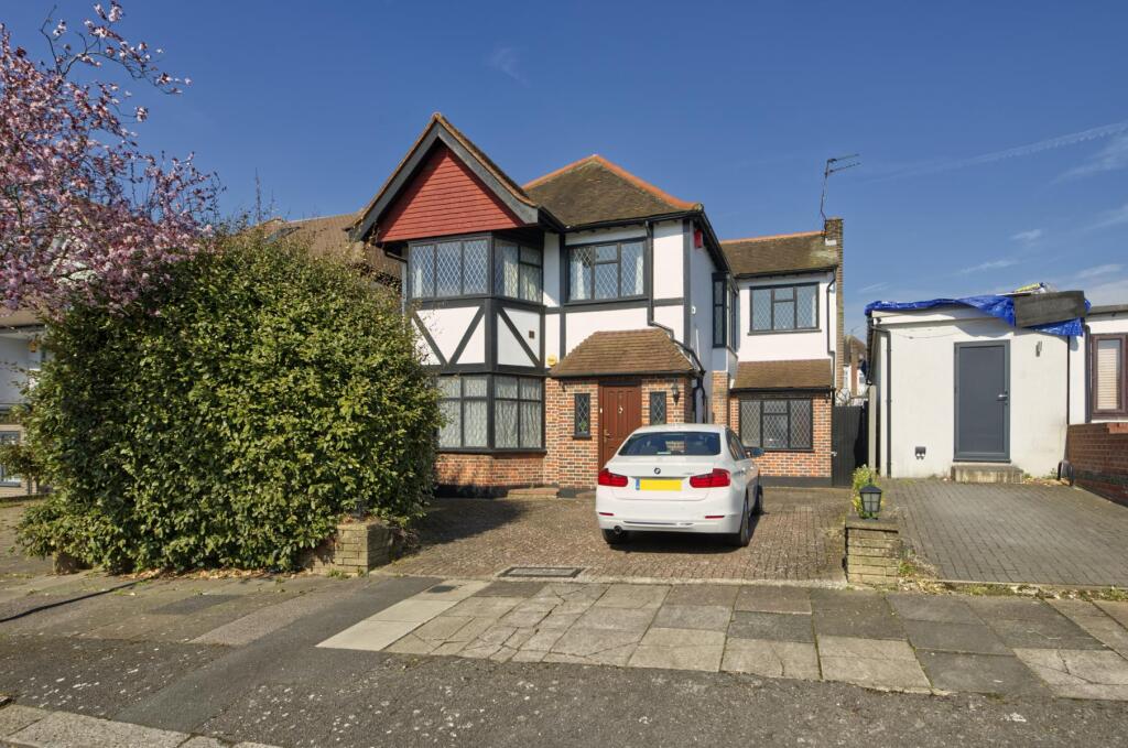Main image of property: Vaughan Avenue, Hendon, London NW4