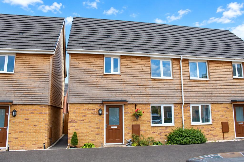 Main image of property: Darwin Avenue, Dartford, Kent, DA1