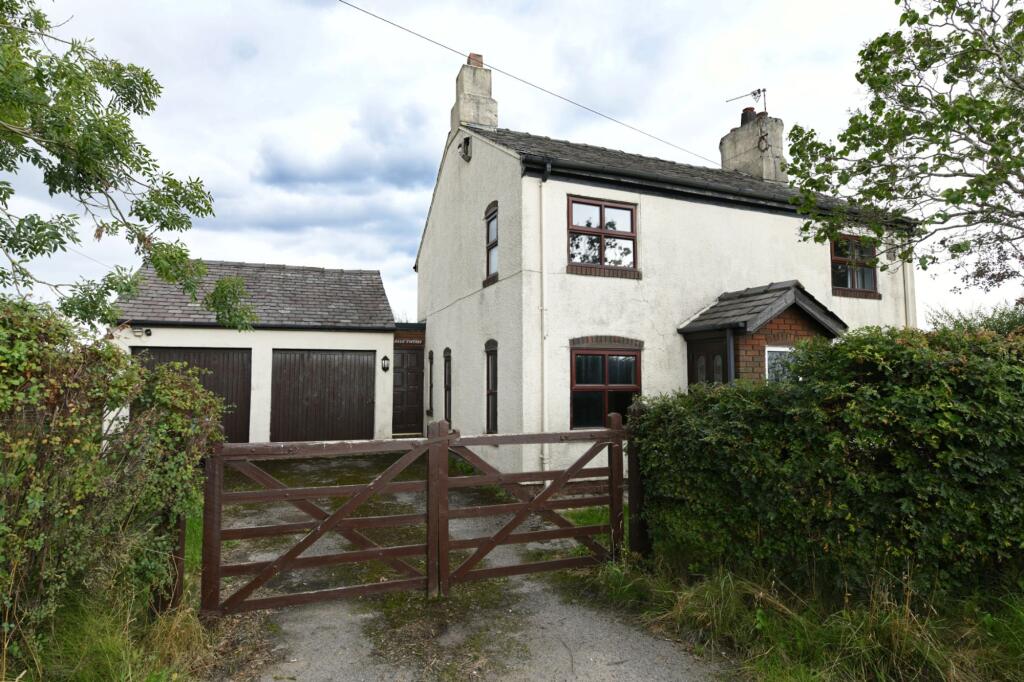 Main image of property: 1 Rose Cottages, Spring Lane, Lymm, Cheshire