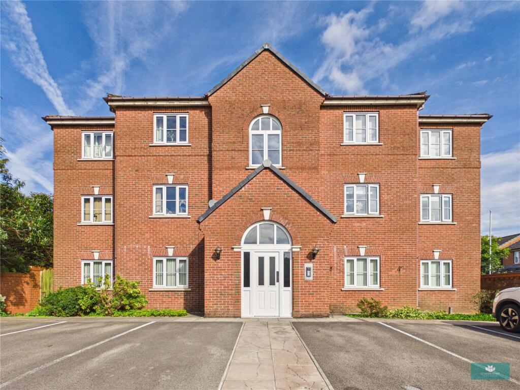 Main image of property: Read Close, Shaw, Oldham, Greater Manchester, OL2