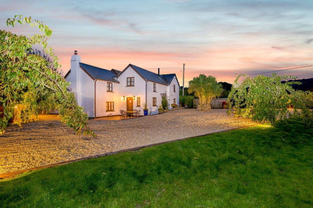 Main image of property: The Castle, Parc-Y-Brain Lane, Penperlleni, Monmouthshire, NP4 8SJ