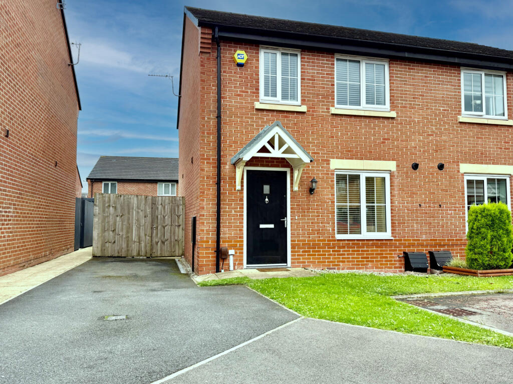 Main image of property: Oxbridge Road, Preston, Lancashire, PR4