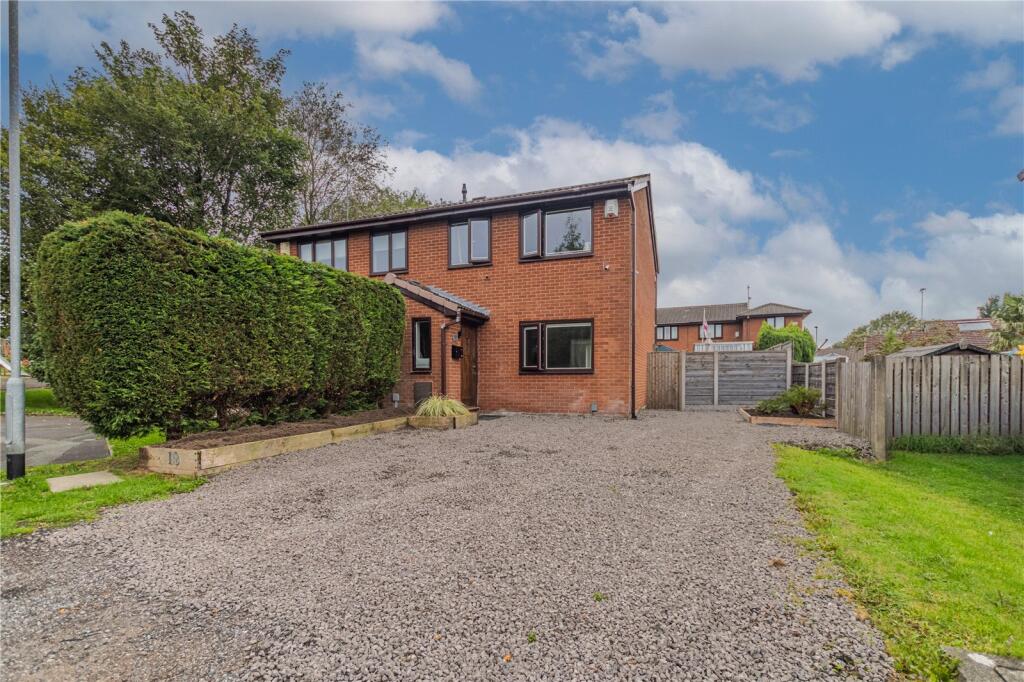 Main image of property: Wessex Park Close, Shaw, Oldham, Greater Manchester, OL2